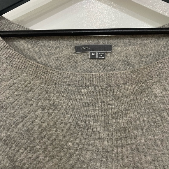 Vince Neck Sweater. Gray and Beige. Size M - Picture 3 of 5